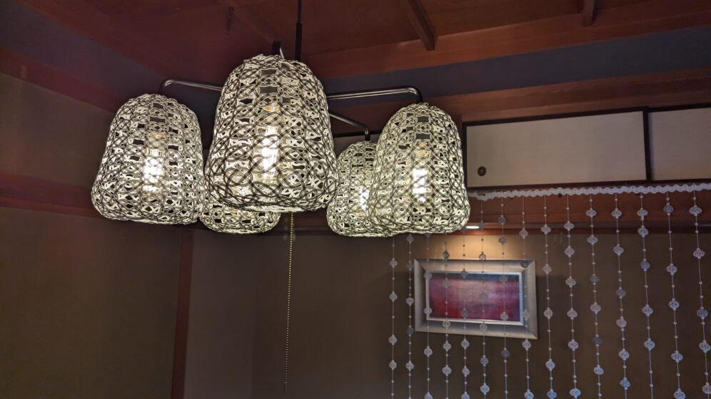 Chandelier lights made from Mizuhiki, the Japanese traditional art form