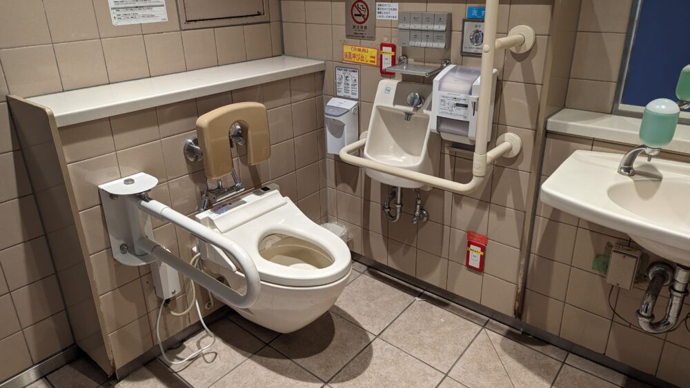 This is a universal toilet room in Japan